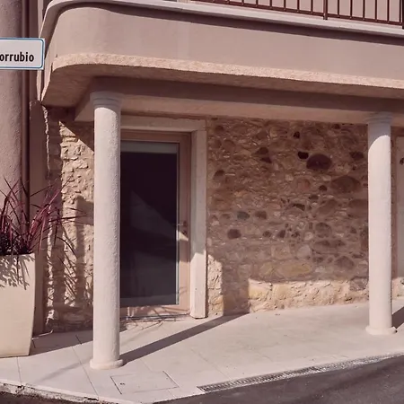 بيت ضيافة Domus Mea
